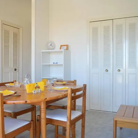 Apartamento Appt 3 Pieces A 20m De La Plage, Cap D'agde - Fr-1-249-85 *